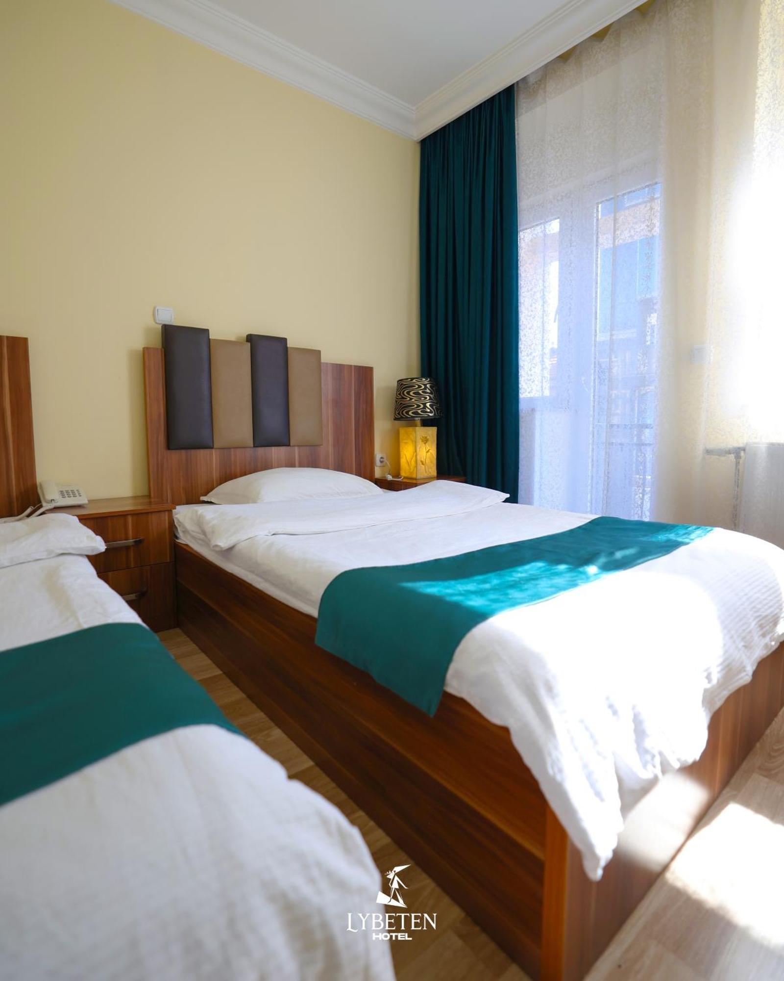 Hotel Lybeten Ferizaj Ngoại thất bức ảnh