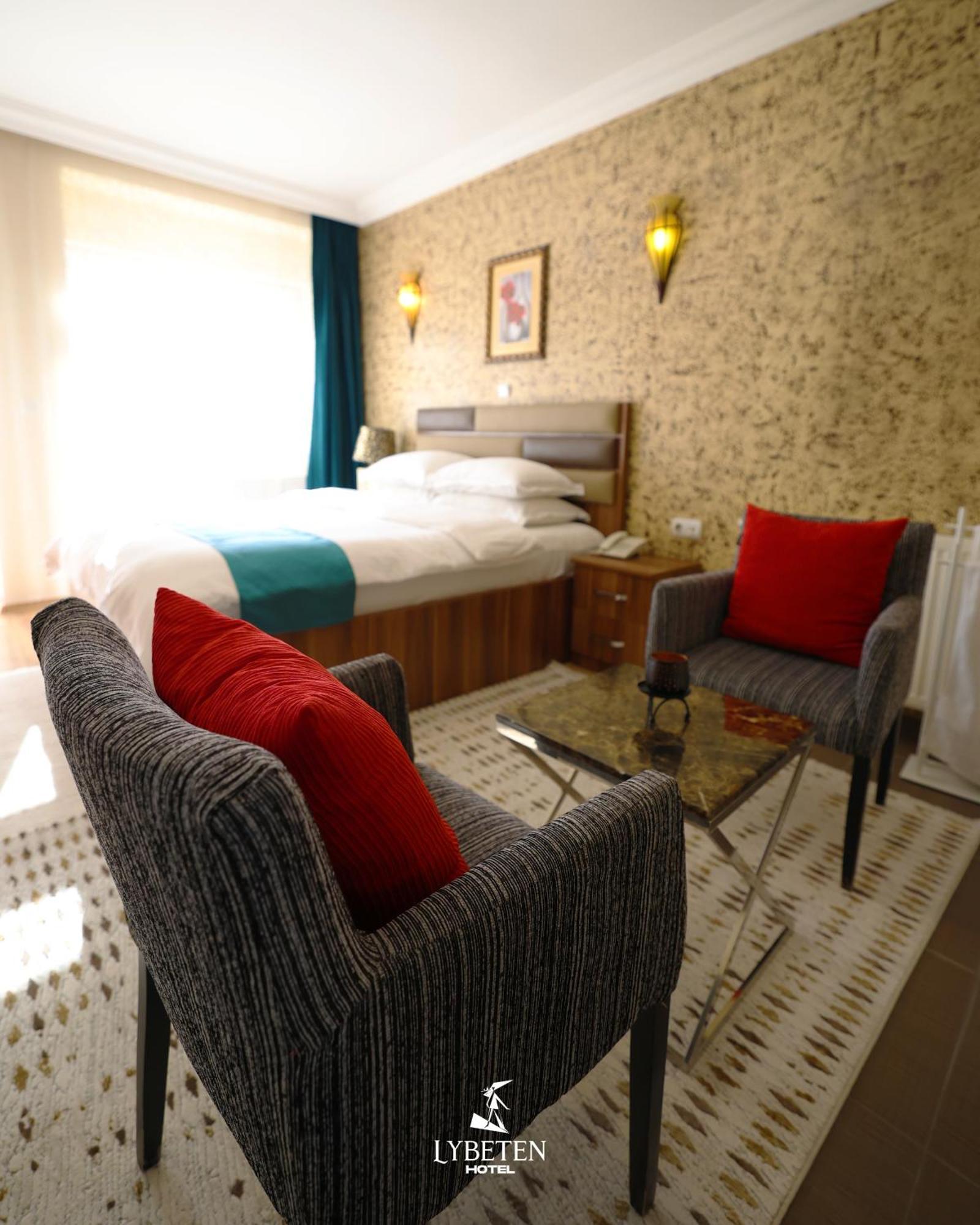 Hotel Lybeten Ferizaj Ngoại thất bức ảnh