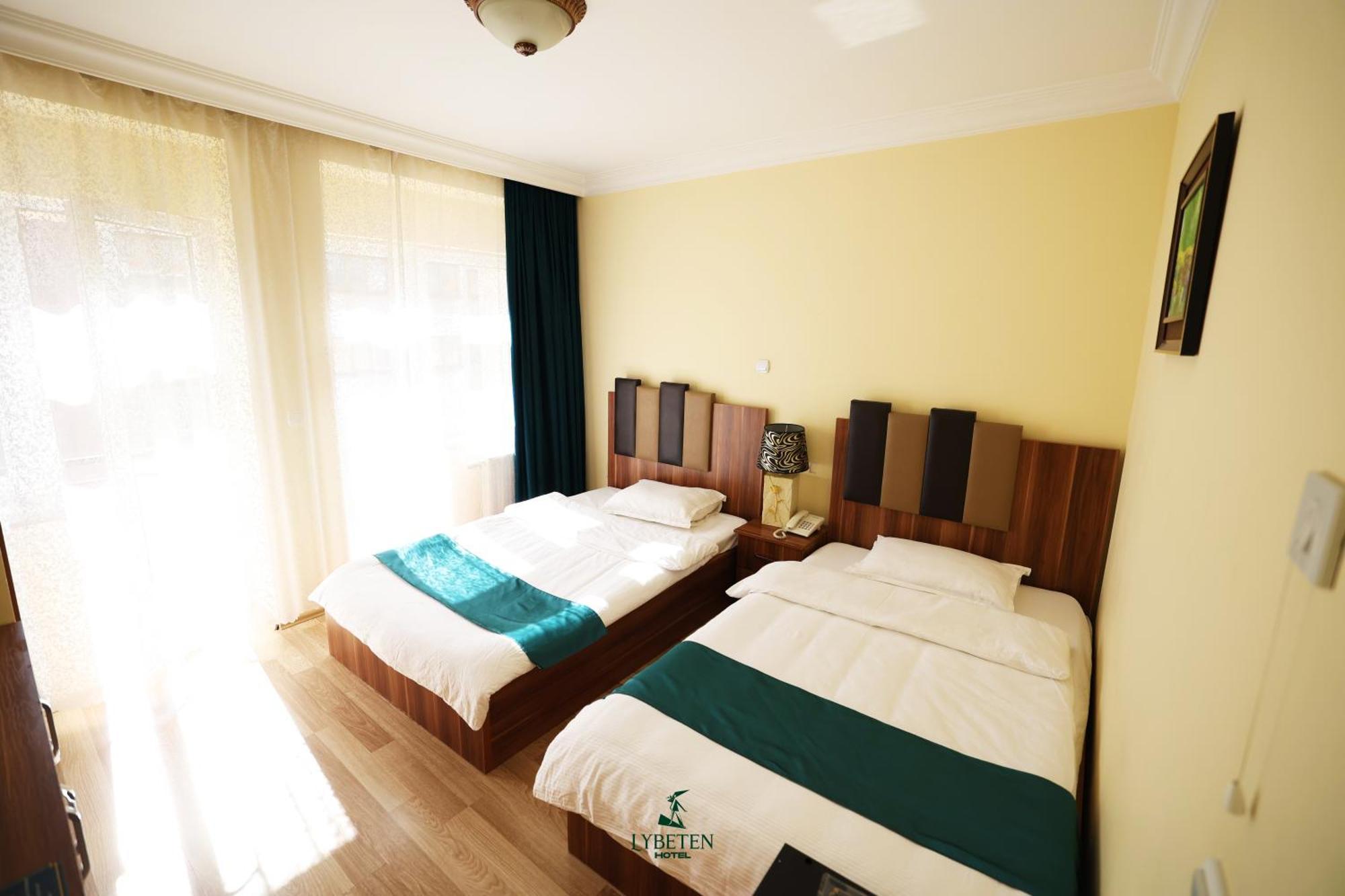Hotel Lybeten Ferizaj Ngoại thất bức ảnh
