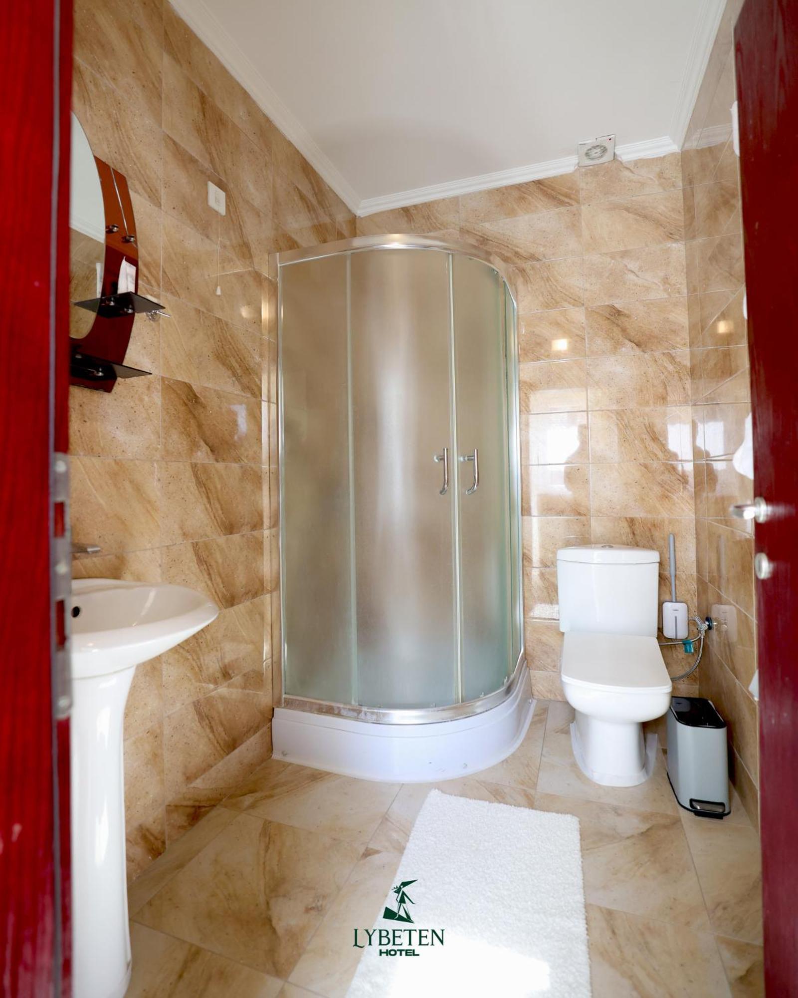 Hotel Lybeten Ferizaj Ngoại thất bức ảnh