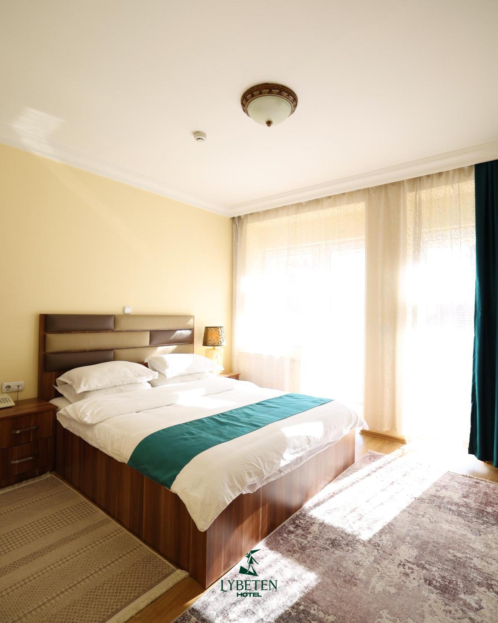 Hotel Lybeten Ferizaj Ngoại thất bức ảnh